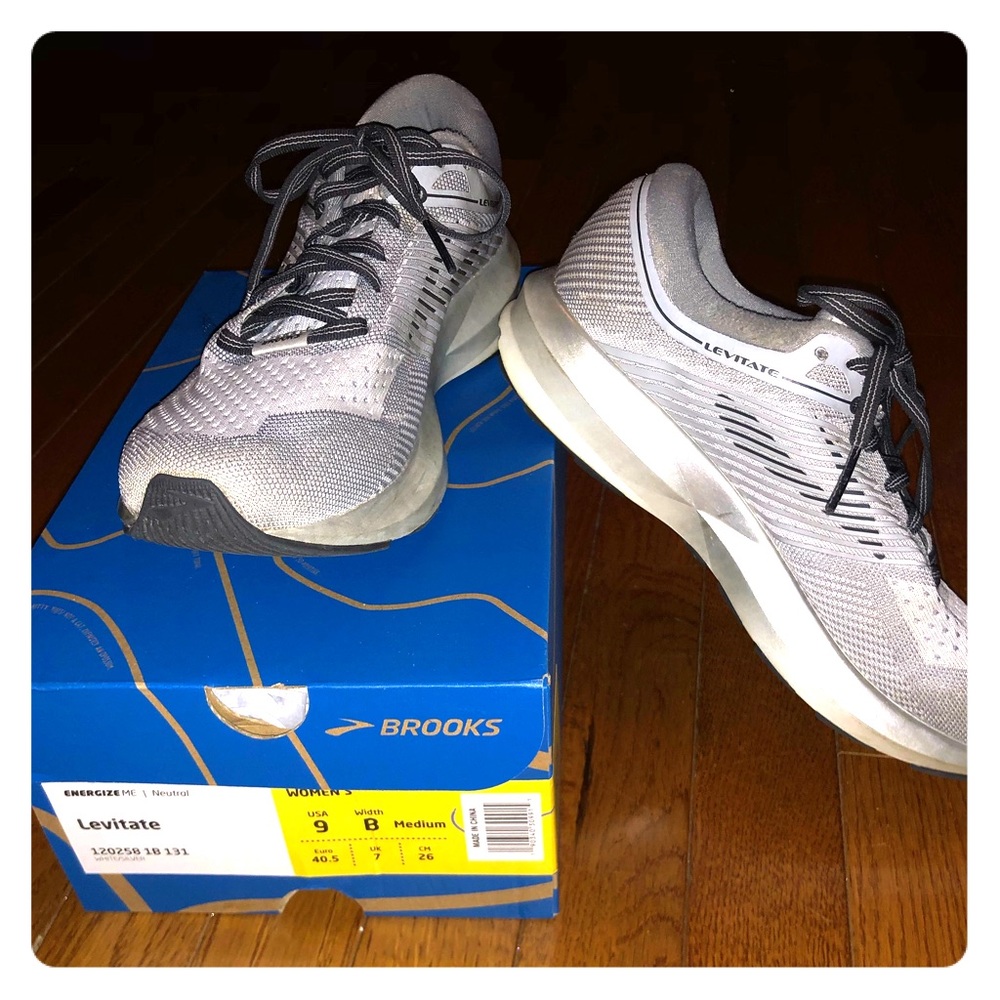 Brooks Levitate - Women’s 9M